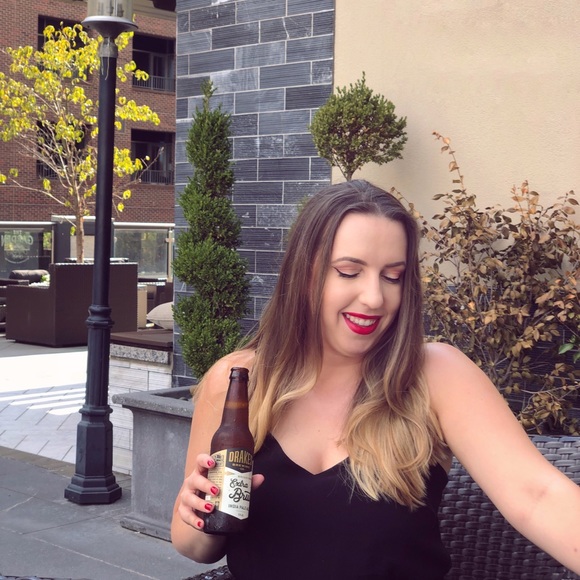 Let’s be IG pals 📱 INSTAGRAM - Picture 6 of 8